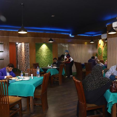 Rezala Restaurant And Residence Dhaka Luaran gambar